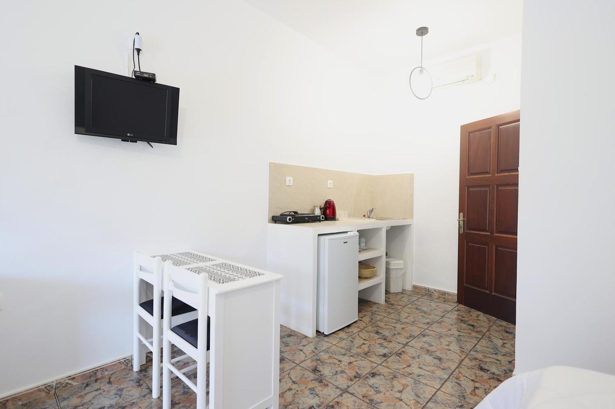 Aphroditi Hotel Lipsi Extérieur photo